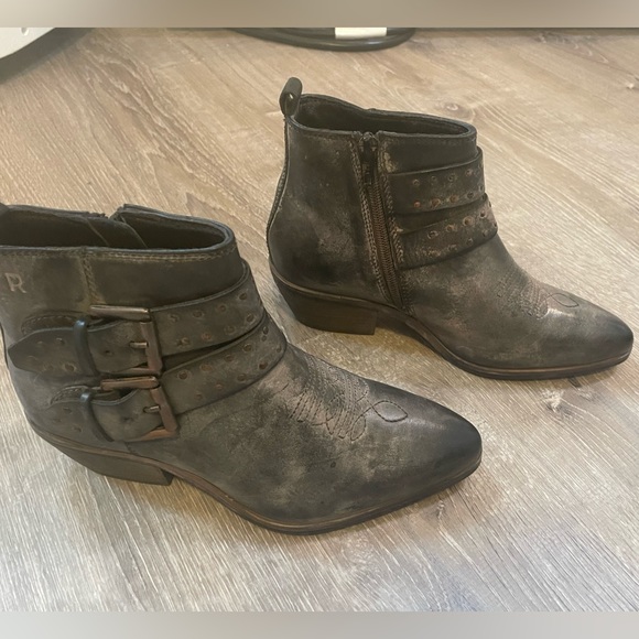 New Roan by Bed|Stu ville bootie in black rust size 7 - Picture 4 of 5